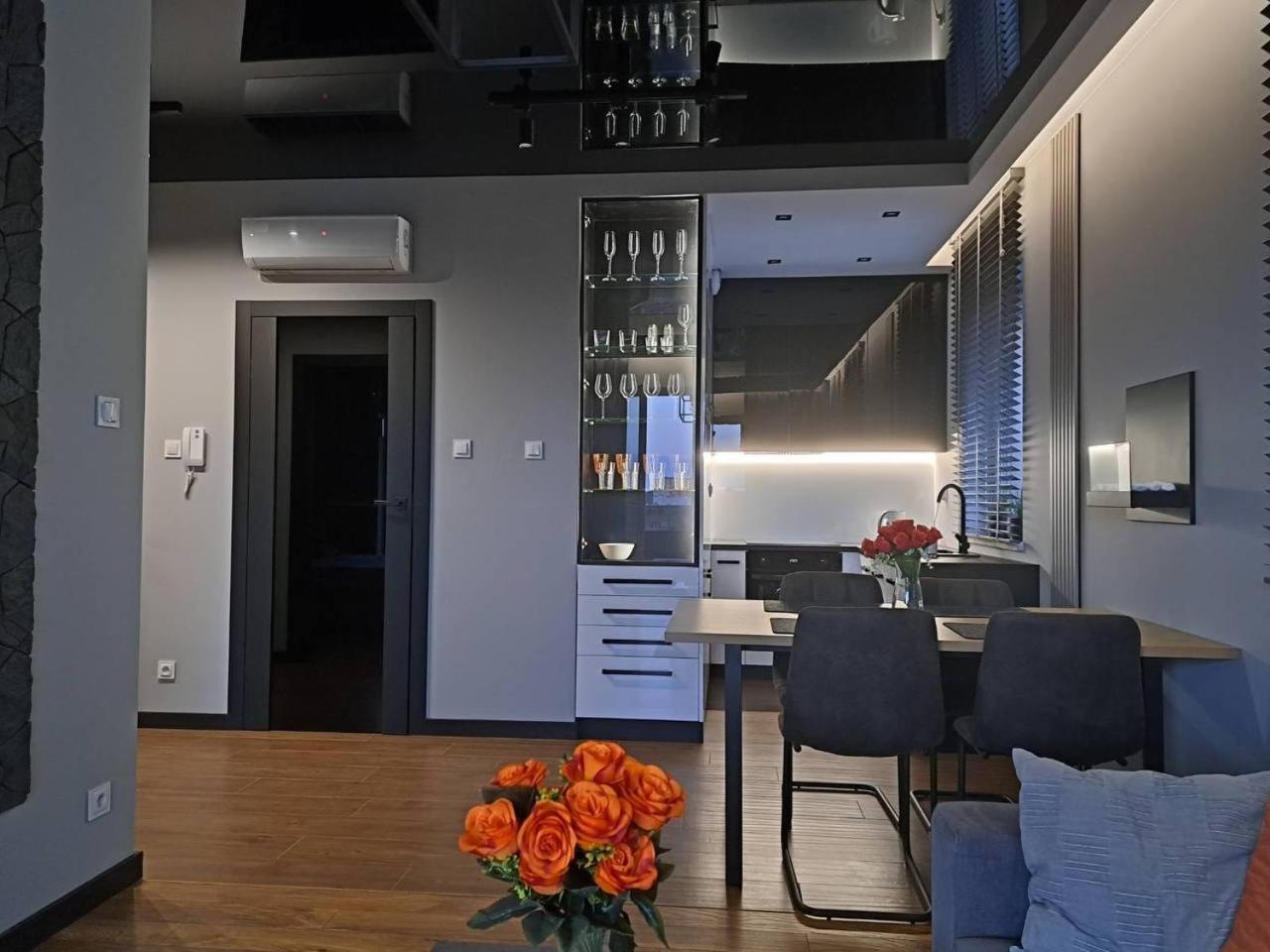 Resinest Apartamenty Jurowiecka J15 Białystok Exterior foto